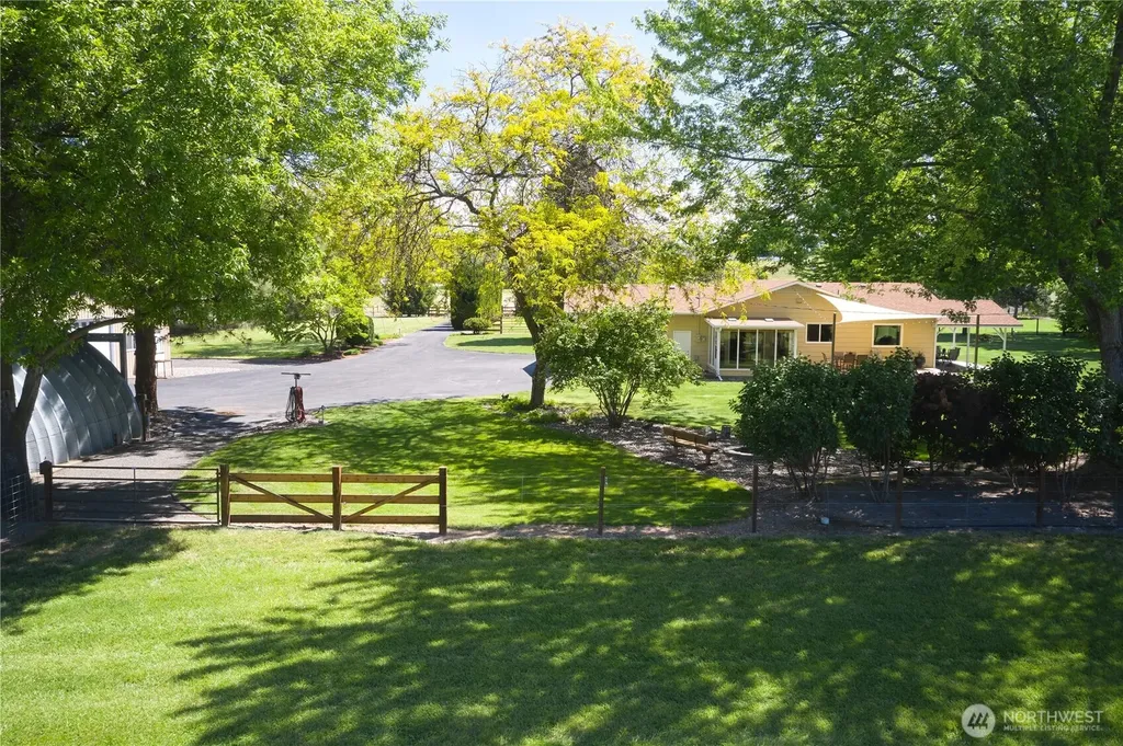 746 County Road 448 Walla Walla WA 99362