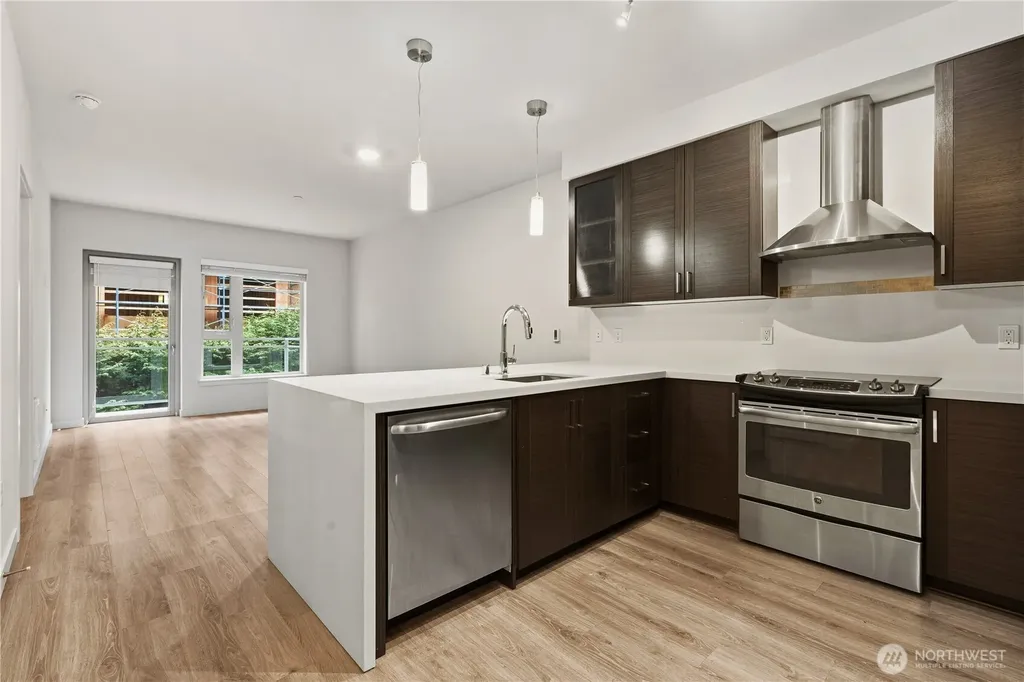 1760 NW 56th Street Seattle WA 98107