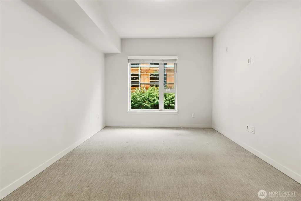 1760 NW 56th Street Seattle WA 98107