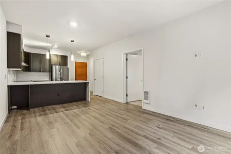 1760 NW 56th Street Seattle WA 98107