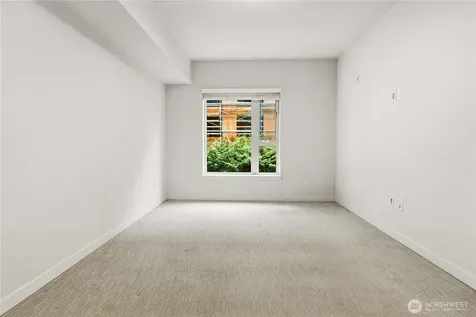 1760 NW 56th Street Seattle WA 98107