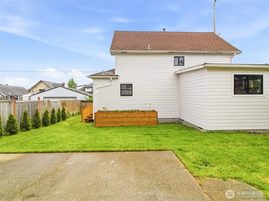 1511 S 17th Street Tacoma WA 98405