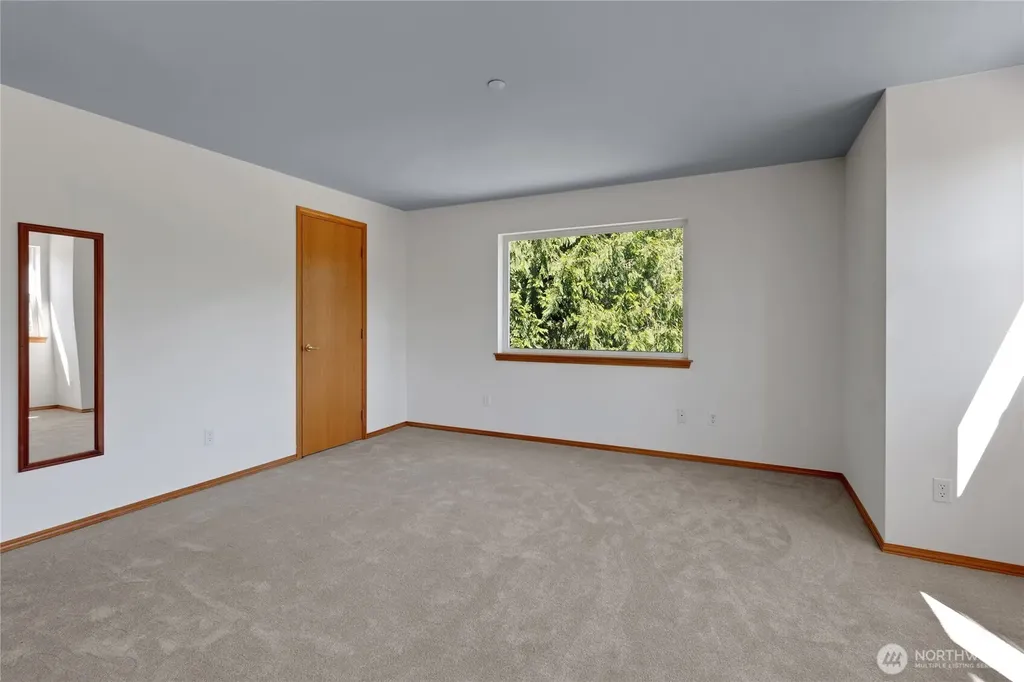 41216 305 Avenue SE Enumclaw WA 98022