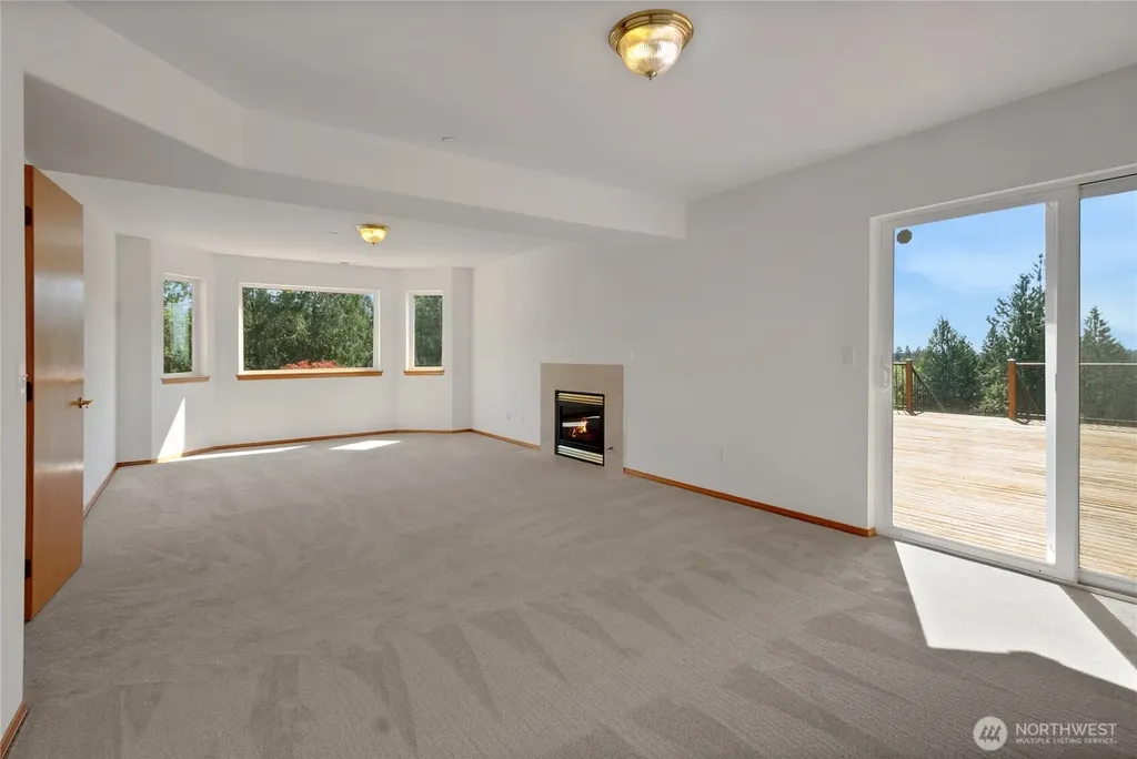41216 305 Avenue SE Enumclaw WA 98022