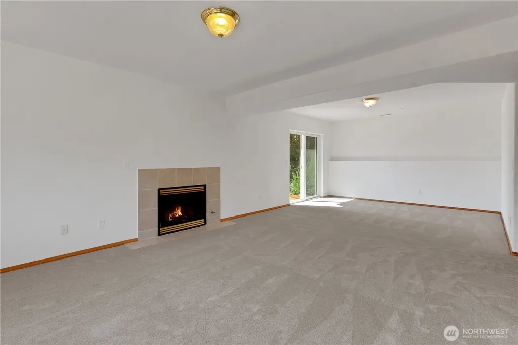41216 305 Avenue SE Enumclaw WA 98022