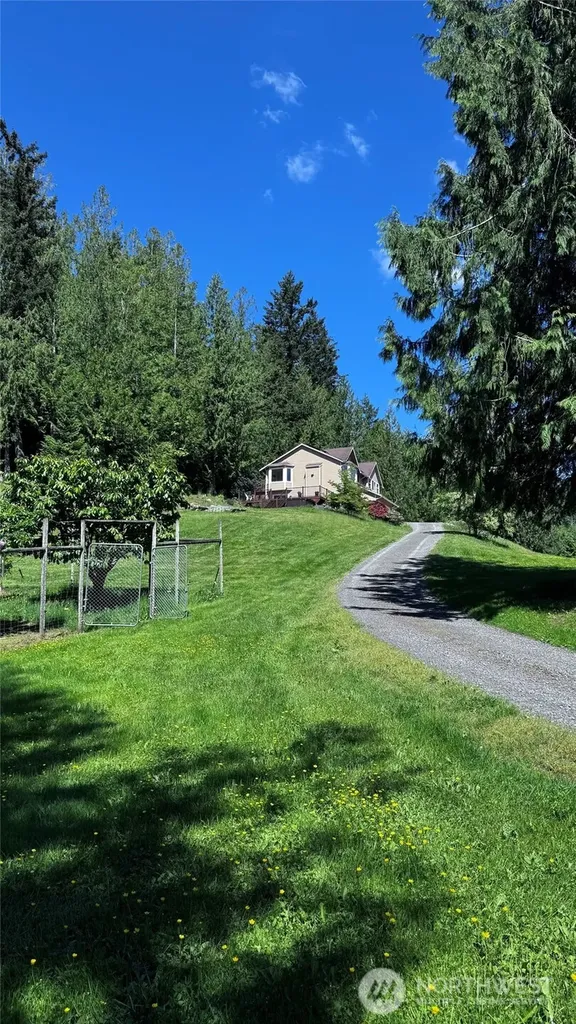 41216 305 Avenue SE Enumclaw WA 98022