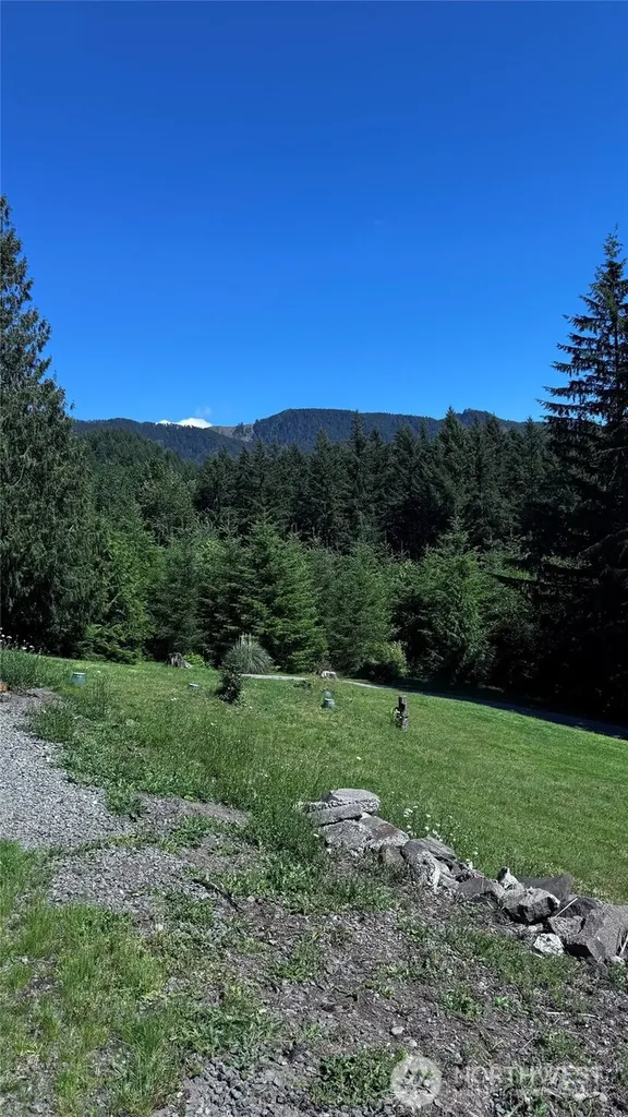 41216 305 Avenue SE Enumclaw WA 98022