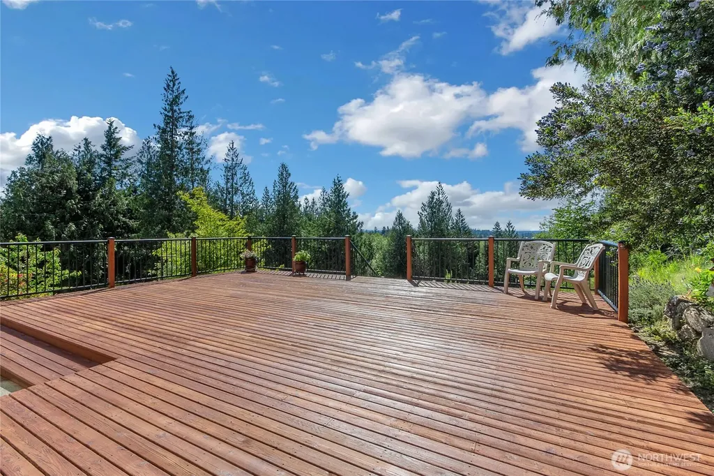 41216 305 Avenue SE Enumclaw WA 98022