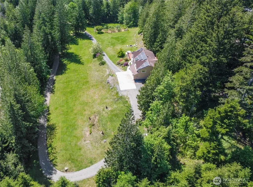 41216 305 Avenue SE Enumclaw WA 98022