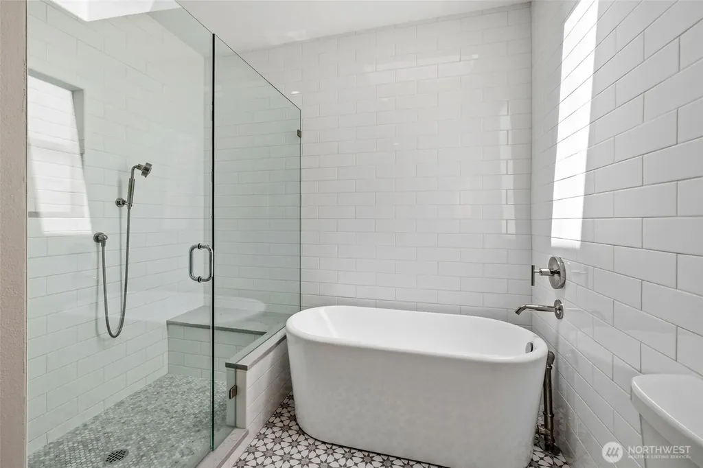311 2nd St. S Kirkland WA 98033