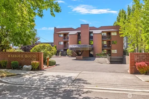 311 2nd St. S Kirkland WA 98033