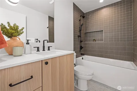3024 NE 95th Street Seattle WA 98115