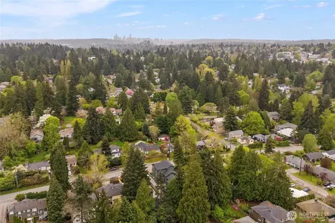 3024 NE 95th Street Seattle WA 98115
