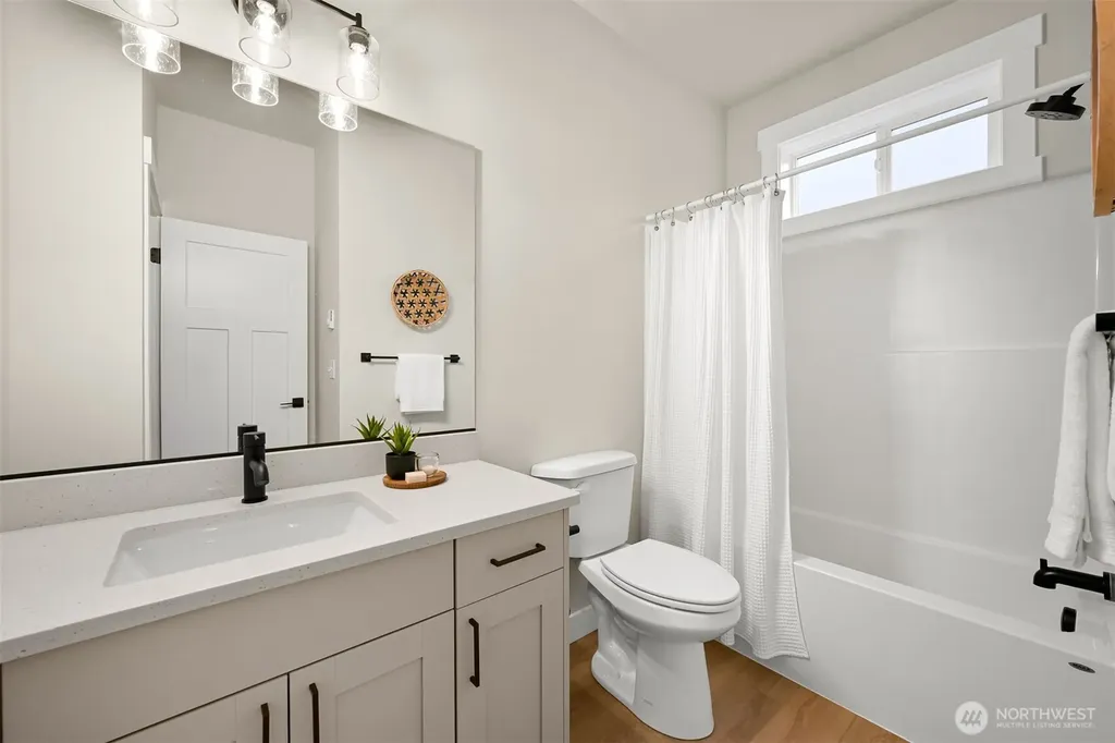 3993 Gentlebrook Lane Bellingham WA 98226