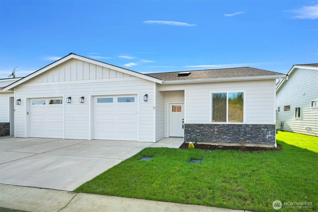 3993 Gentlebrook Lane Bellingham WA 98226