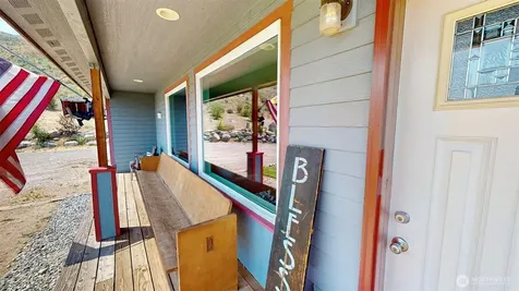 1073 Old Highway 97 Brewster WA 98812