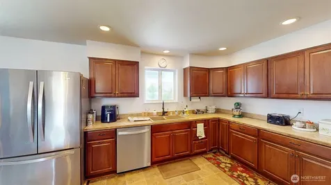 1073 Old Highway 97 Brewster WA 98812