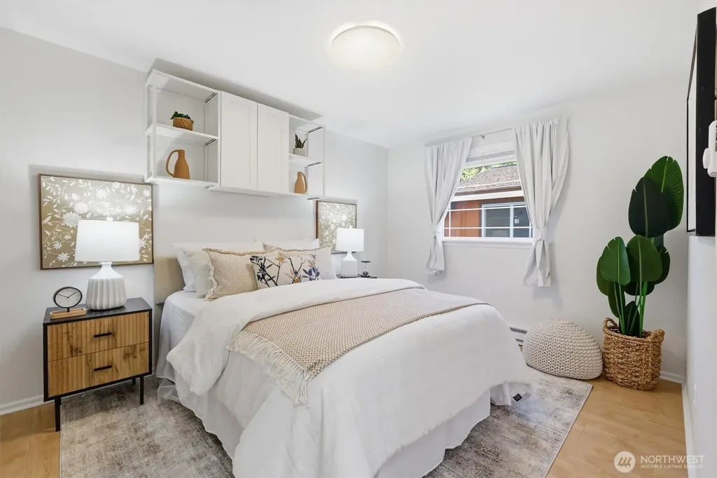 8425 18th Avenue SW Seattle WA 98106