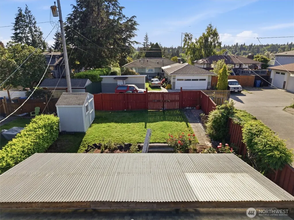 8425 18th Avenue SW Seattle WA 98106
