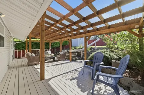 8425 18th Avenue SW Seattle WA 98106