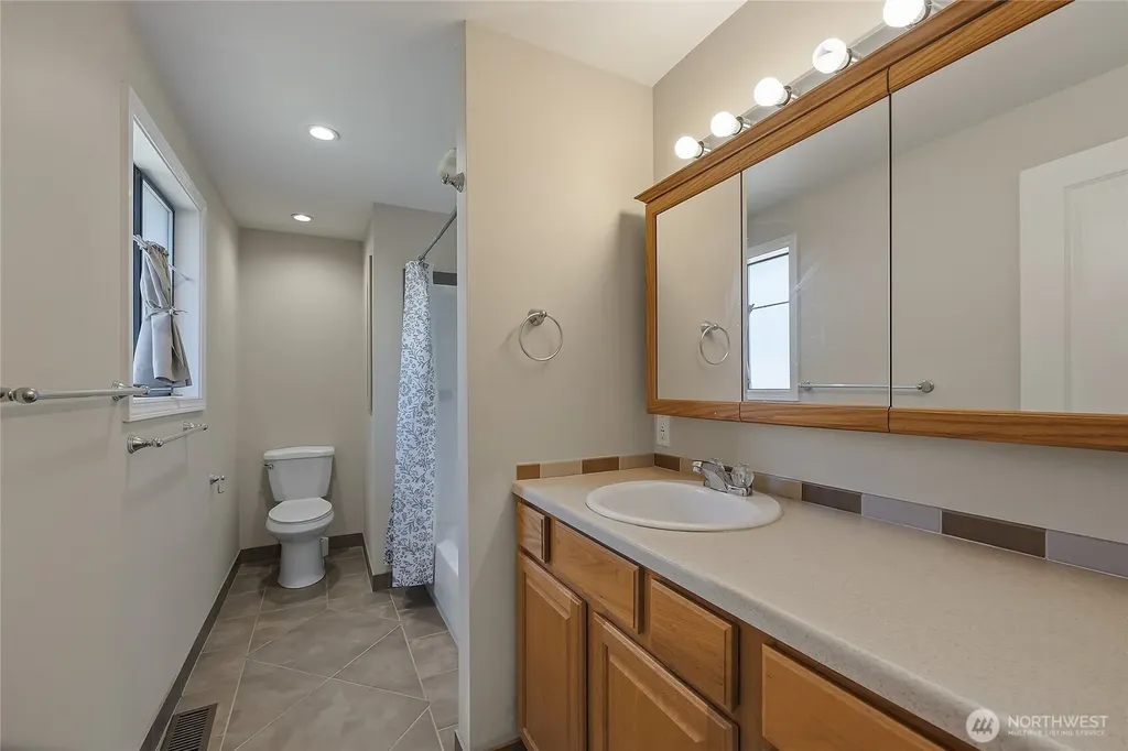 12755 SE 191st Place Renton WA 98058