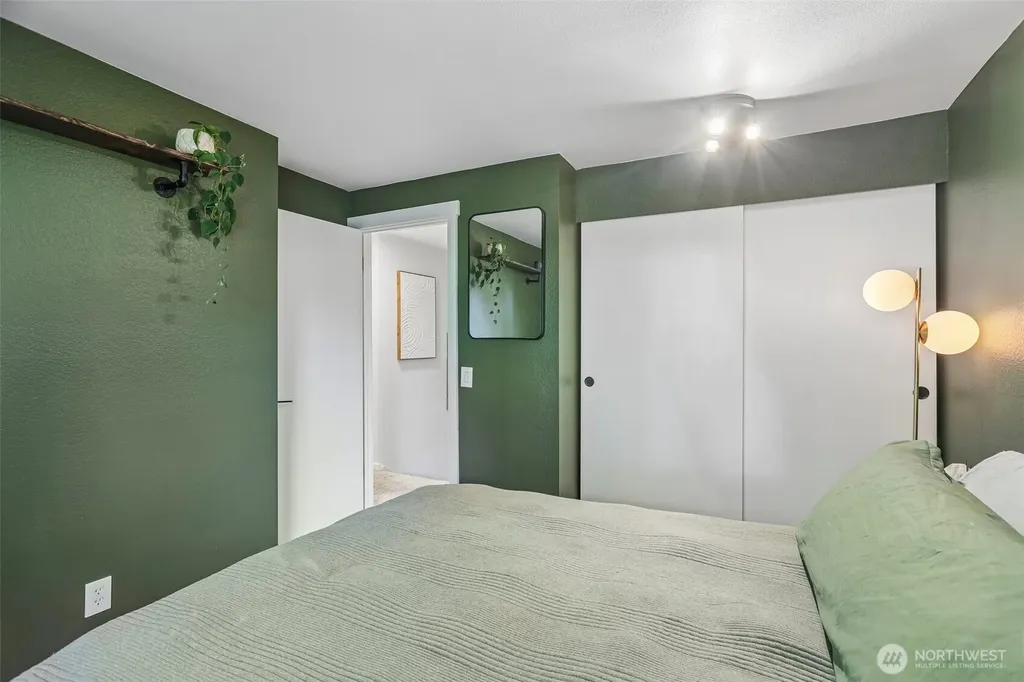16707 24th Drive SE Bothell WA 98012