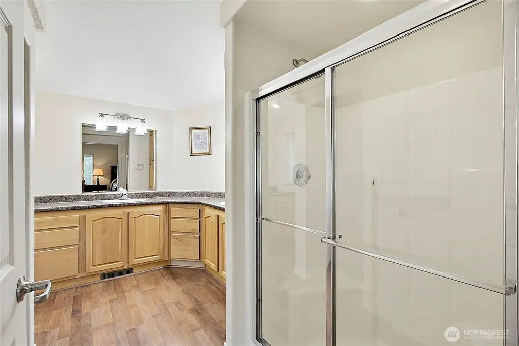 21804 SE 272nd Place Maple Valley WA 98038