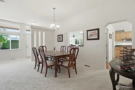 21804 SE 272nd Place Maple Valley WA 98038