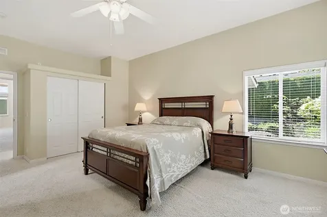 21804 SE 272nd Place Maple Valley WA 98038
