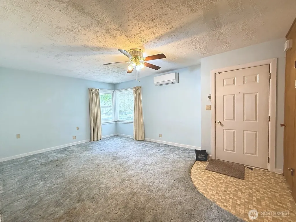 566 25th Avenue Longview WA 98632