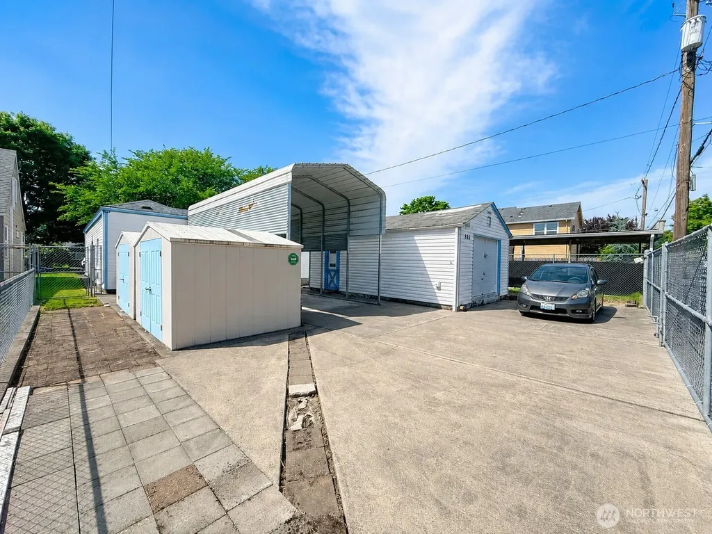 566 25th Avenue Longview WA 98632