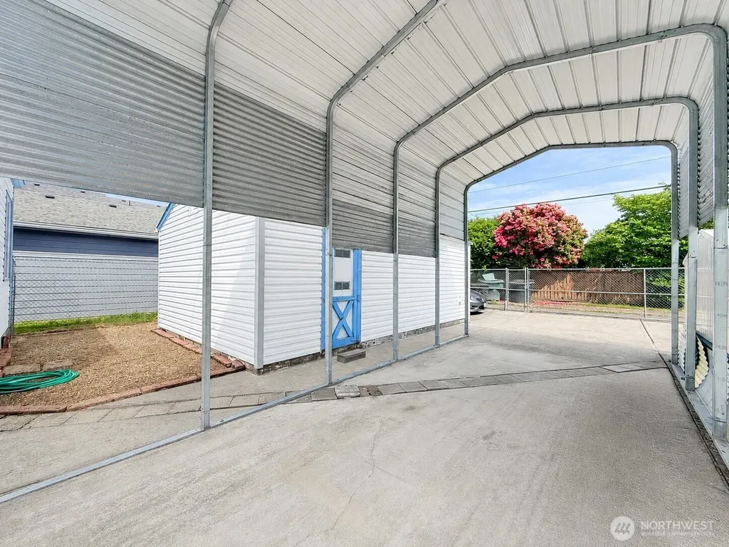 566 25th Avenue Longview WA 98632