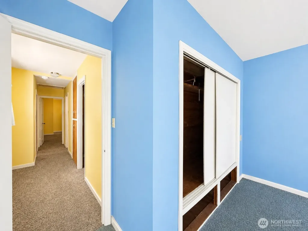 566 25th Avenue Longview WA 98632