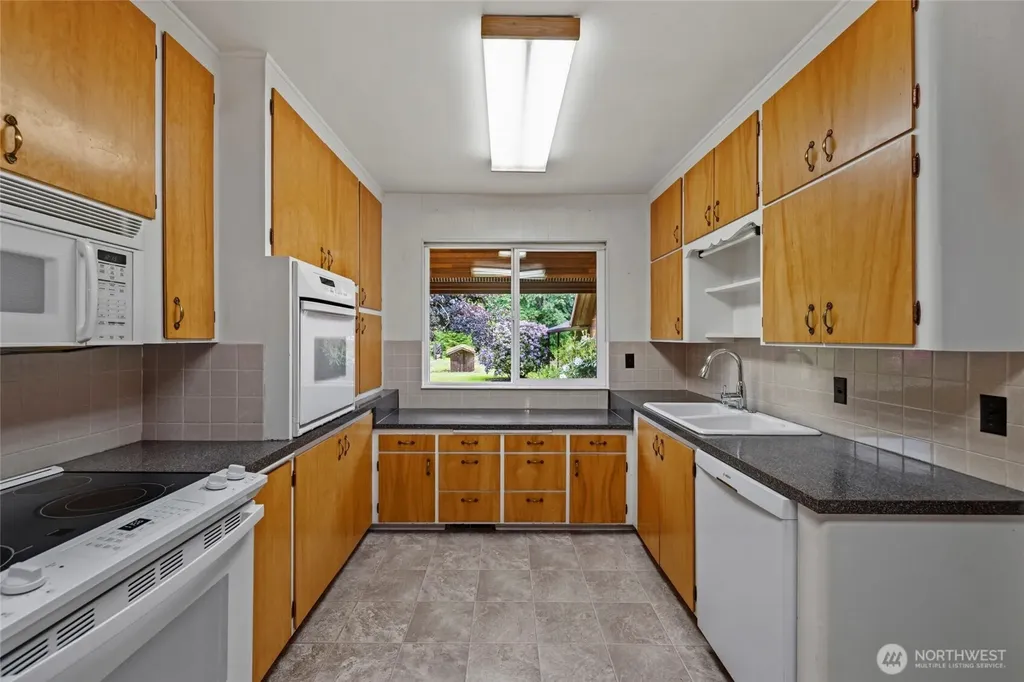 5705 State Route 9 Sedro Woolley WA 98284