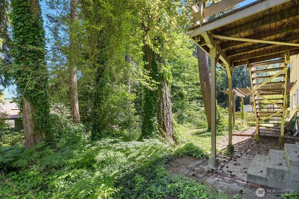 8108 138th Avenue NE Redmond WA 98052