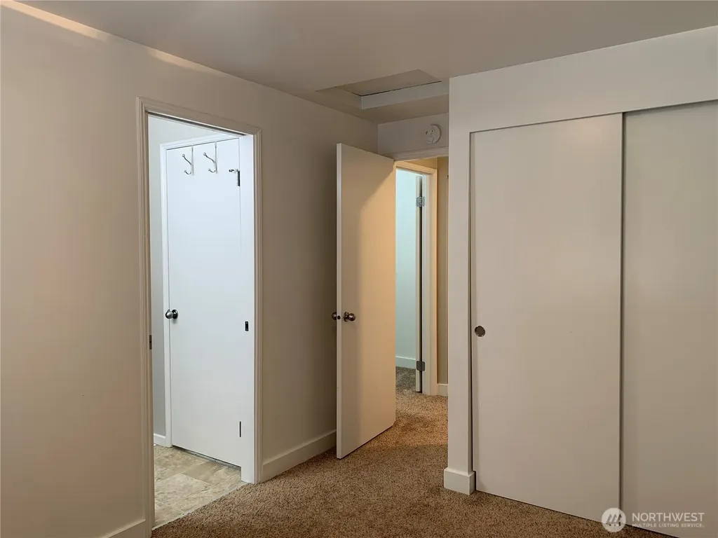 8022 118th Court NE Kirkland WA 98033