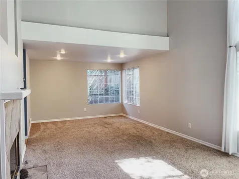 8022 118th Court NE Kirkland WA 98033