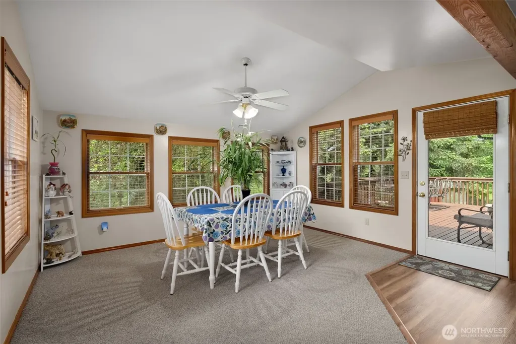 8711 Steamboat Island Road NW Olympia WA 98502