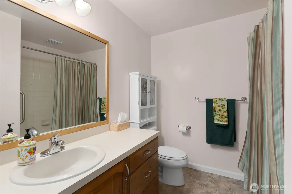 8711 Steamboat Island Road NW Olympia WA 98502