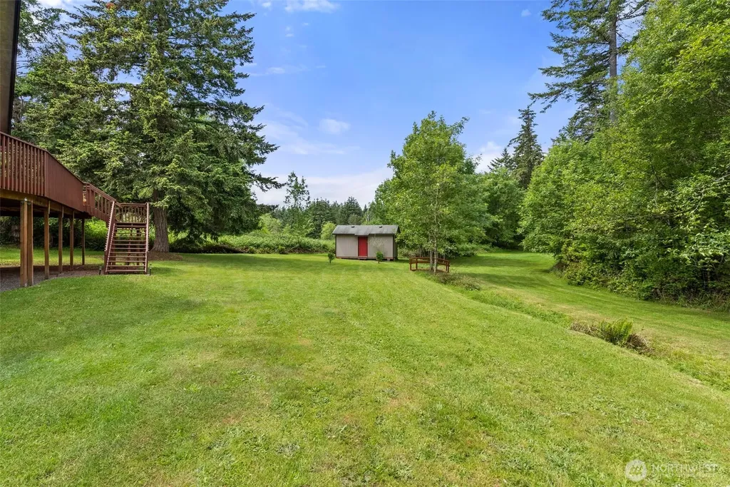 8711 Steamboat Island Road NW Olympia WA 98502