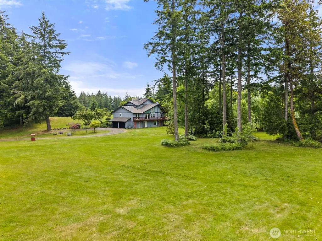8711 Steamboat Island Road NW Olympia WA 98502