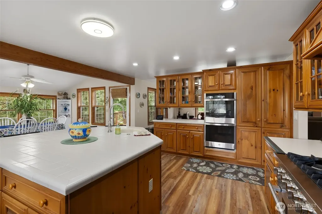 8711 Steamboat Island Road NW Olympia WA 98502