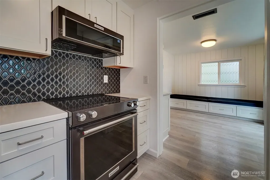 3945 NE Hidden Firs Lane Bremerton WA 98311