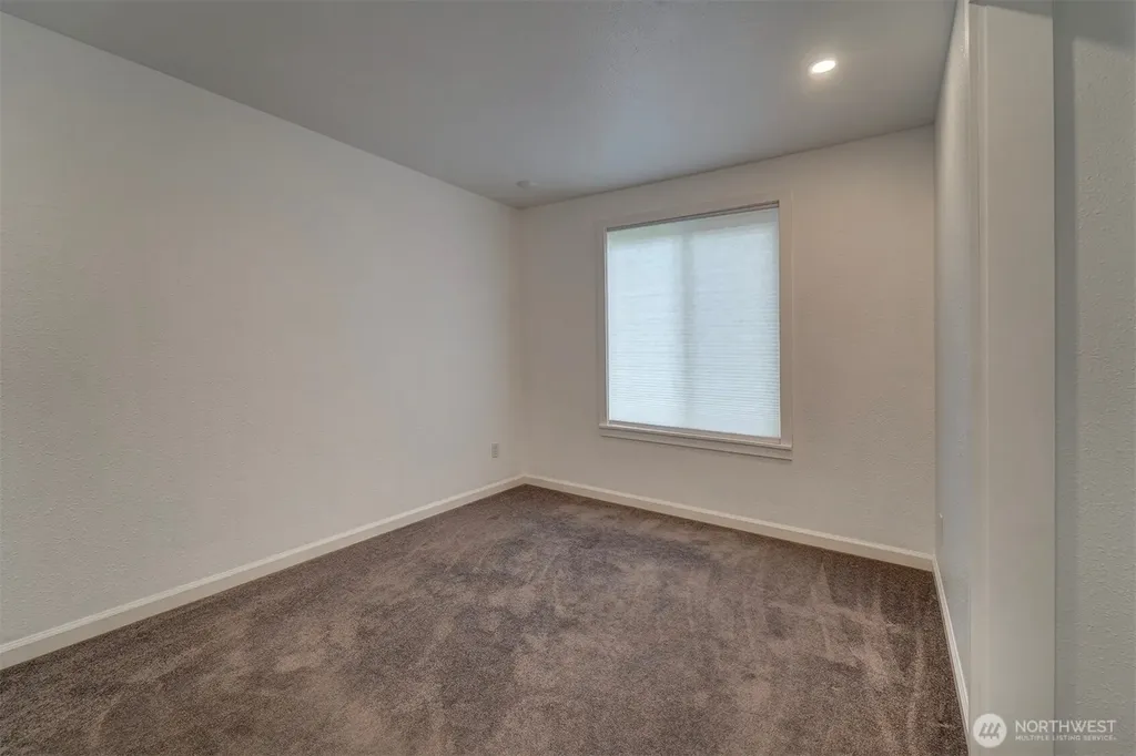 3945 NE Hidden Firs Lane Bremerton WA 98311