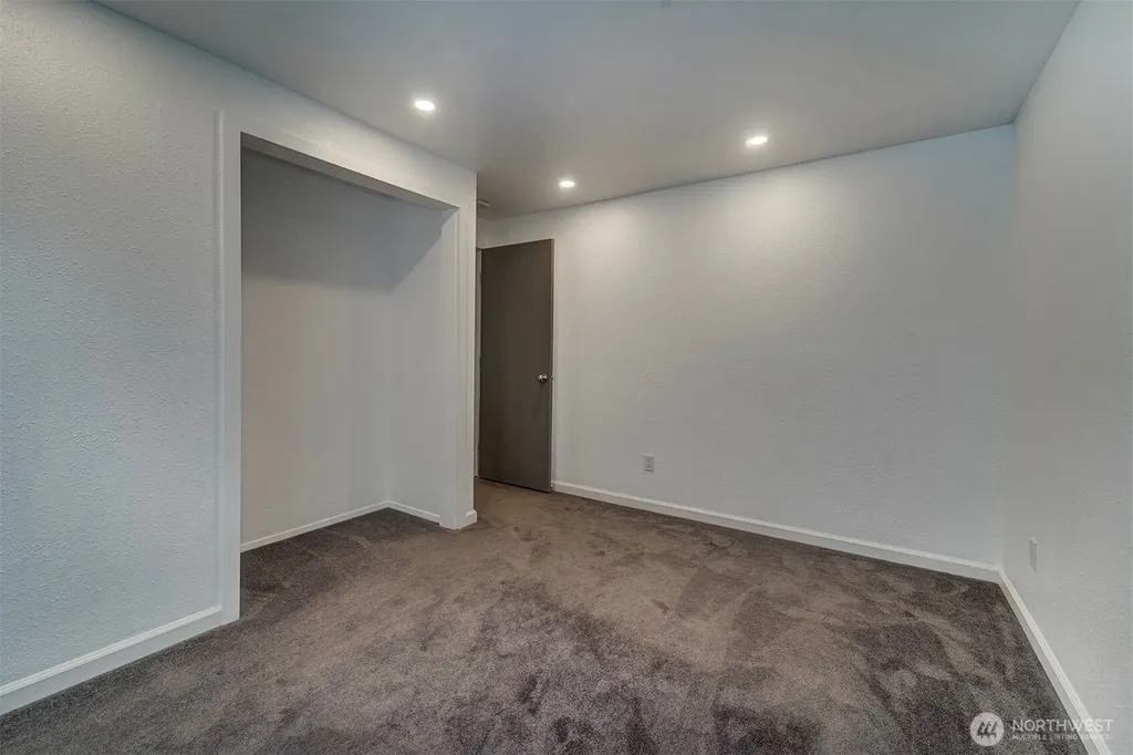 3945 NE Hidden Firs Lane Bremerton WA 98311