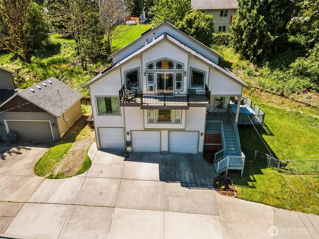 20310 Larita Drive E Bonney Lake WA 98391