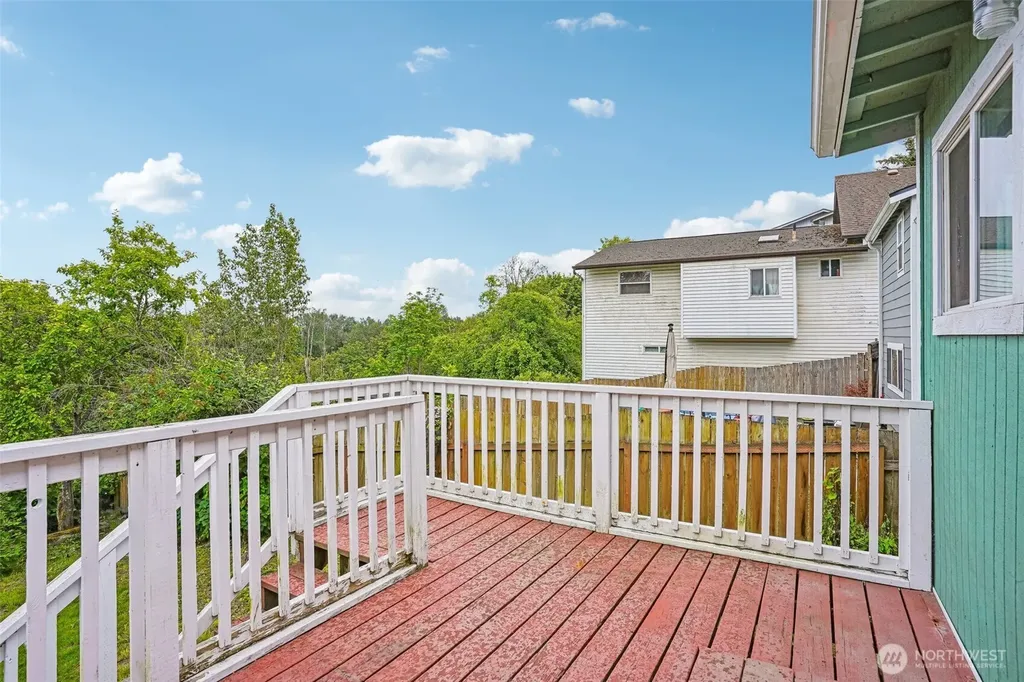 3319 E Grandview Avenue Tacoma WA 98404