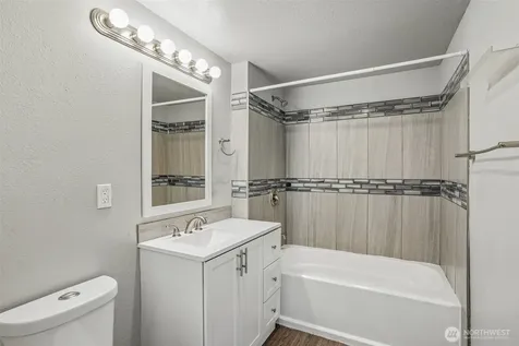 3319 E Grandview Avenue Tacoma WA 98404