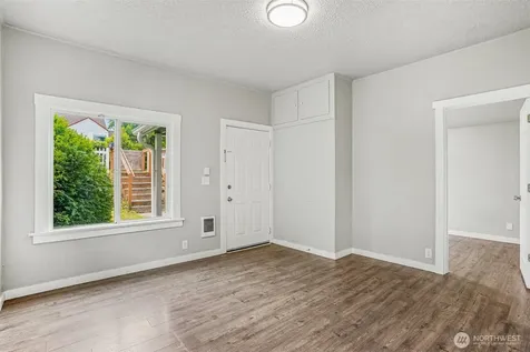 3319 E Grandview Avenue Tacoma WA 98404