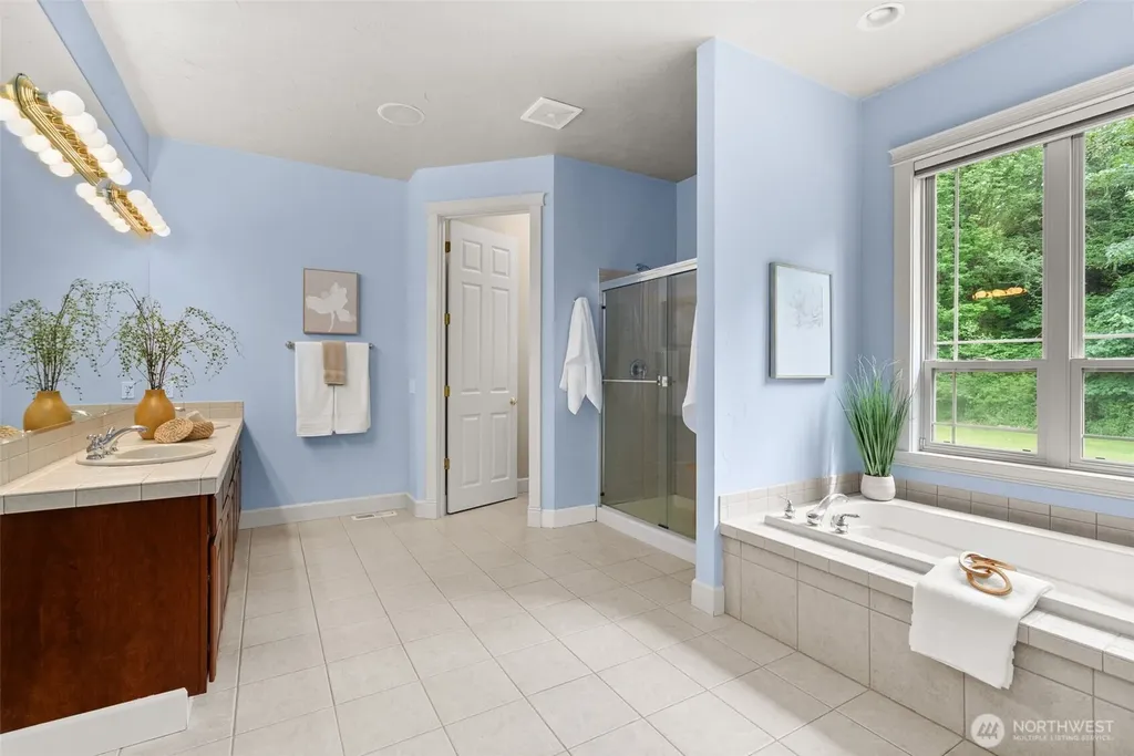 7841 Canterwood Drive SE Olympia WA 98513